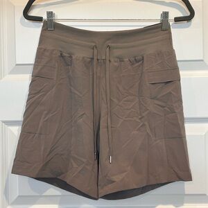 Calia Women’s BNWT Journey Collection Mid Rise Drawstring Cargo Shorts - size XS